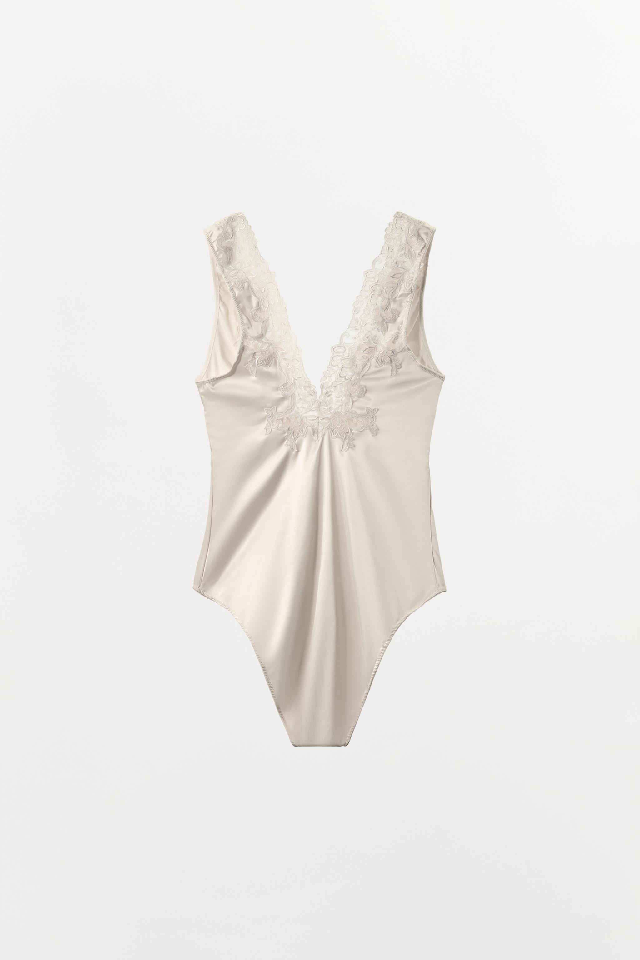 ZW COLLECTION SATIN EFFECT LACE BODYSUIT